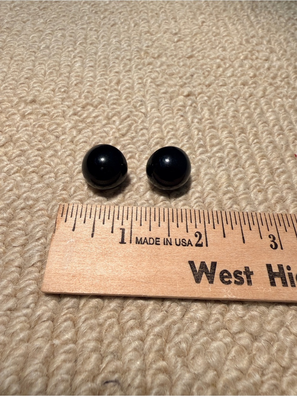 Pair of Black Round Studs Earrings